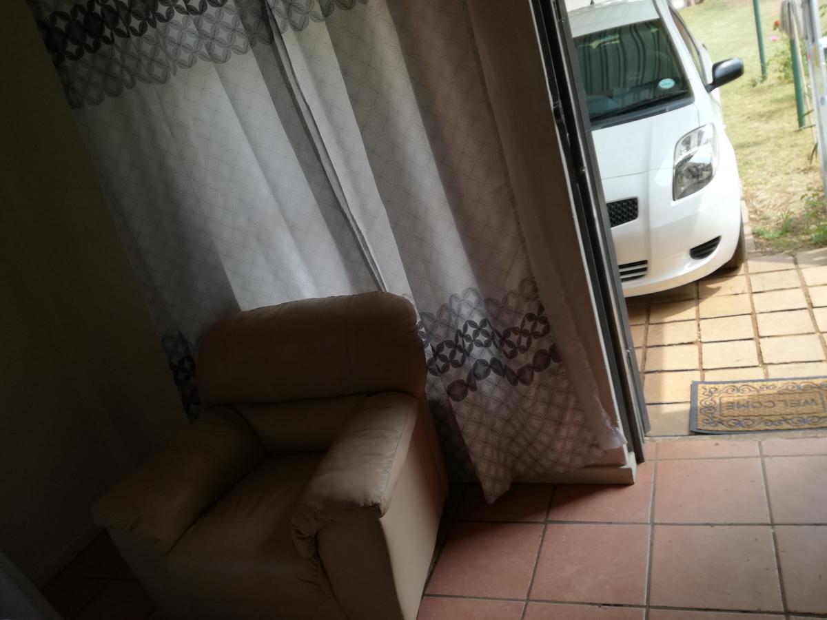 Mulmas Guest House Pretoria Exterior photo